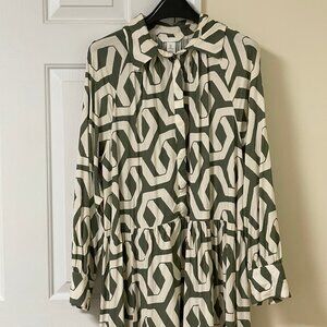 H&M Long-Sleeve Geometric Tiered Shirt Dress